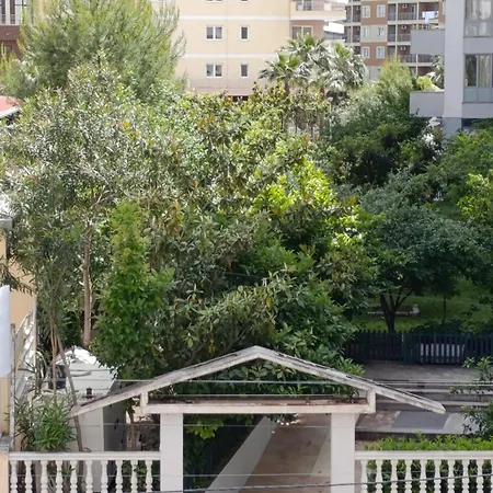 Ξενοδοχείο Mjeshtri